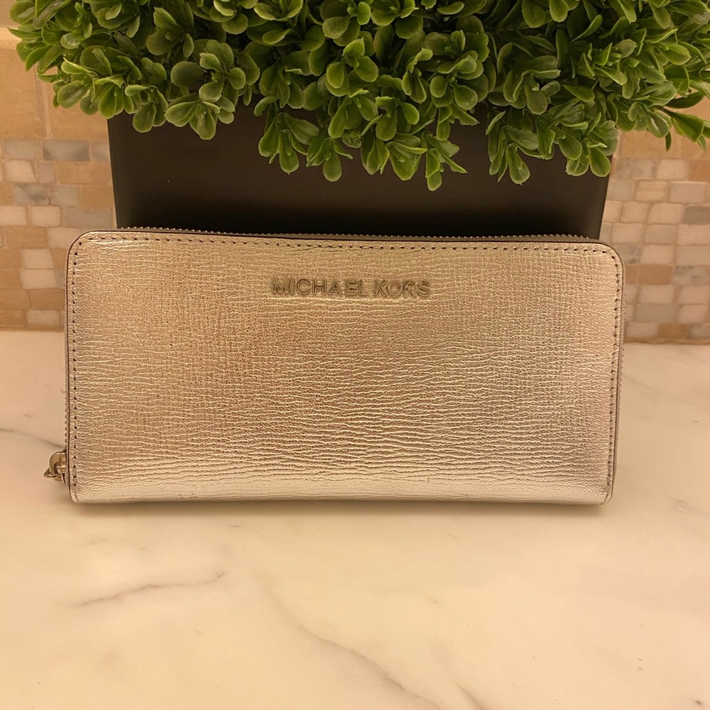Michael Kors Silver Zip Around Continental Wallet